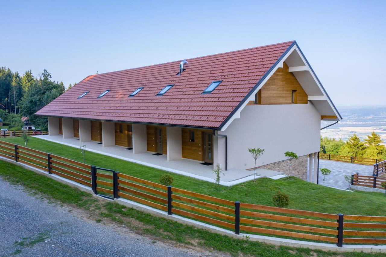 Apartmaji Hocka Koca 호코포호르예 외부 사진