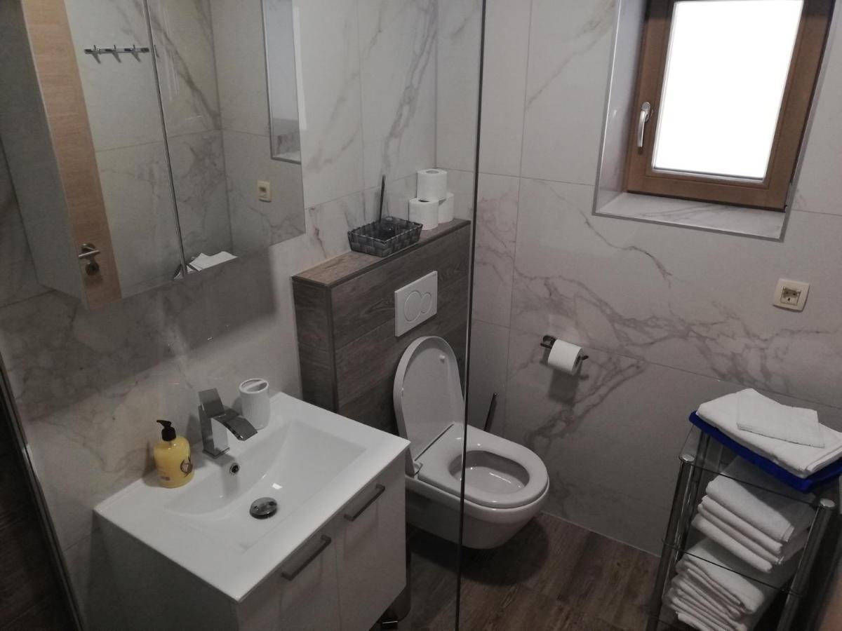 Apartmaji Hocka Koca 호코포호르예 외부 사진